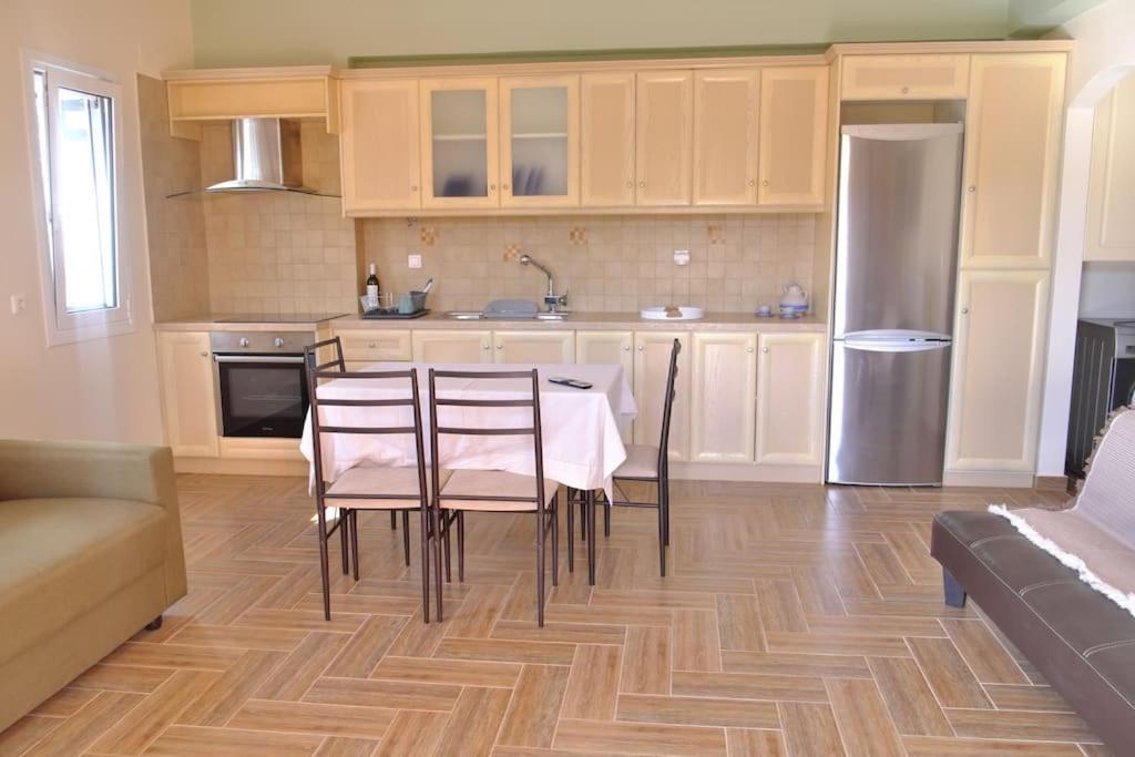 הוילה Aegina Nick'S House מראה חיצוני תמונה